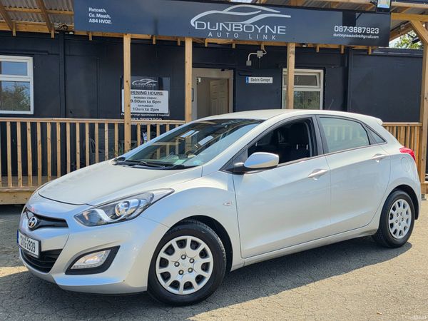 Hyundai i30 Hatchback, Petrol, 2013, Silver