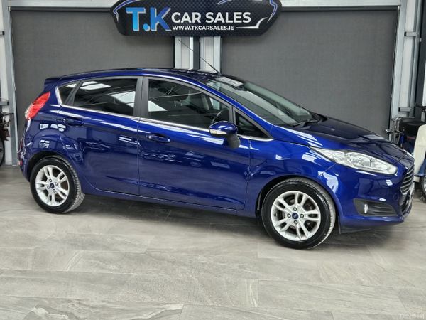 Ford Fiesta Hatchback, Petrol, 2017, Blue