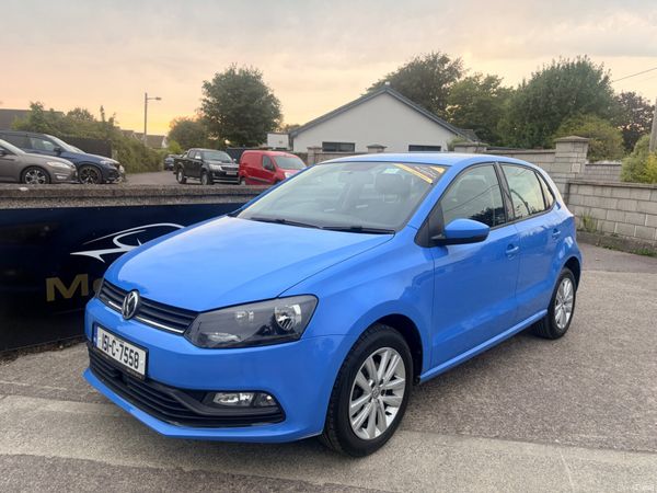 Volkswagen Polo Hatchback, Petrol, 2015, Blue