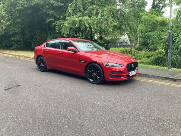 Jaguar XE Saloon, Diesel, 2020, Red