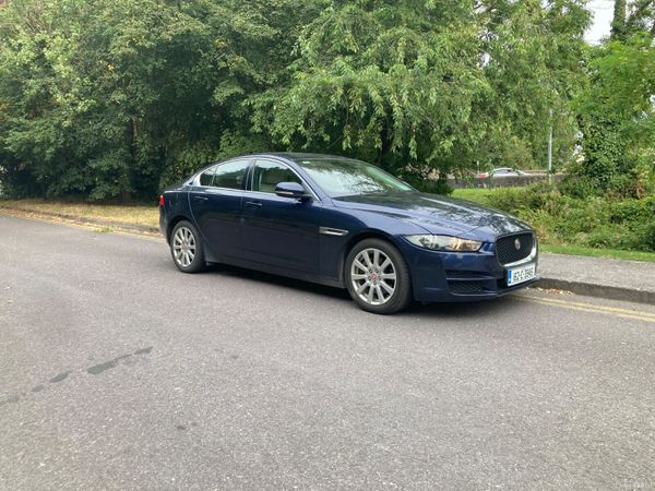 Jaguar XE Saloon, Diesel, 2016, Blue