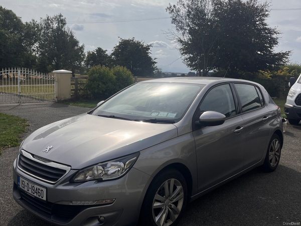 Peugeot 308 Hatchback, Petrol, 2015, Grey