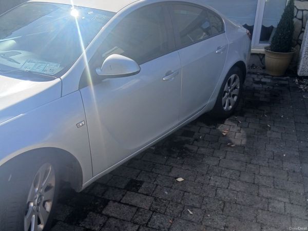 Opel Insignia Saloon, Diesel, 2010, Silver