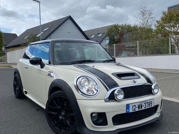 Mini Cooper Hatchback, Petrol, 2012, White