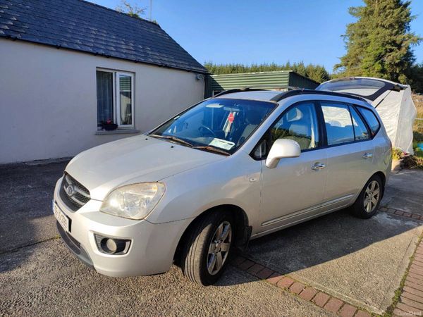 Kia Carens MPV, Diesel, 2008, Silver