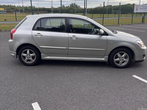 Toyota Corolla Hatchback, Diesel, 2006, Silver