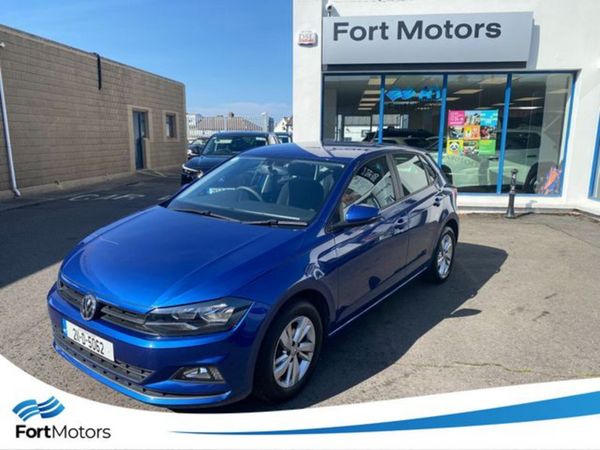 Volkswagen Polo Hatchback, Petrol, 2021, Blue