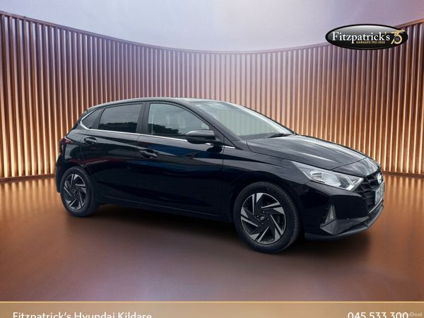 Hyundai i20 Hatchback, Petrol, 2021, Black