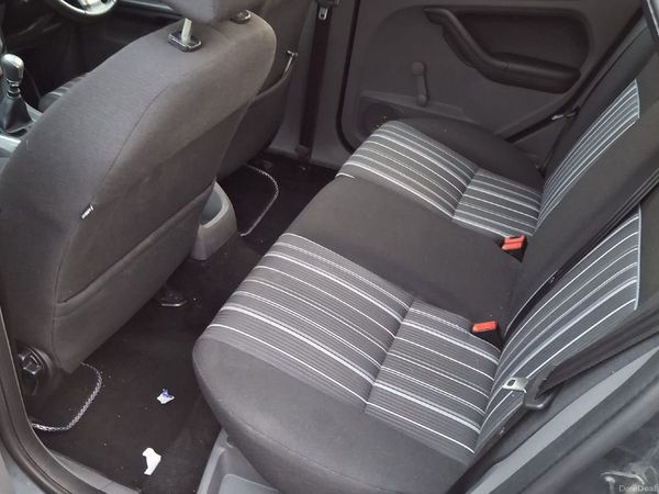 Ford Focus Hatchback, Diesel, 2010, Grey