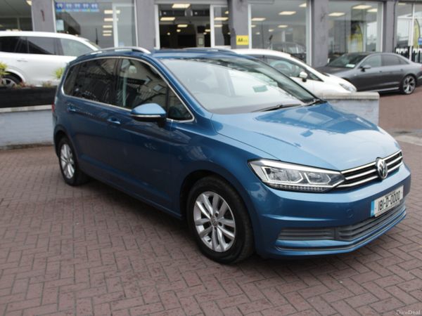 Volkswagen Touran MPV, Petrol, 2018, Blue