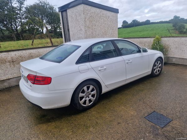 Audi A4 Saloon, Diesel, 2011, White