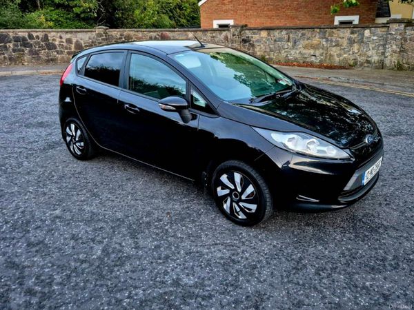 Ford Fiesta Hatchback, Petrol, 2012, Black