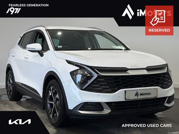 Kia Sportage MPV, Diesel, 2022, White