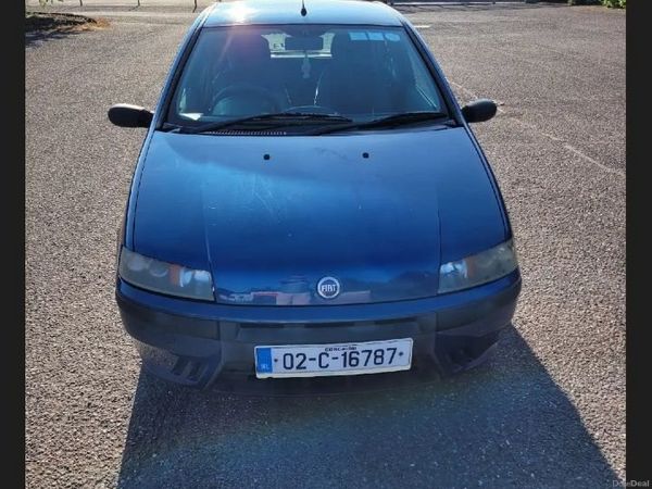 Fiat Punto Hatchback, Petrol, 2002, Blue