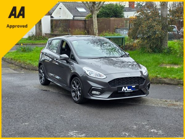 Ford Fiesta Hatchback, Petrol, 2018, Grey