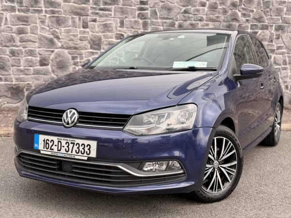 Volkswagen Polo Hatchback, Petrol, 2016, Blue