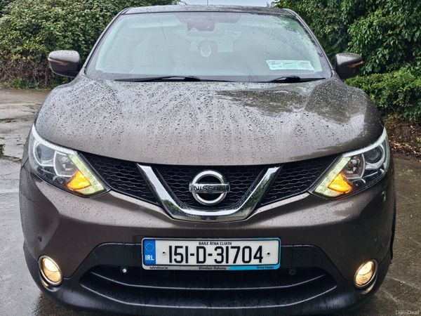 Nissan Qashqai Hatchback, Diesel, 2015, Brown