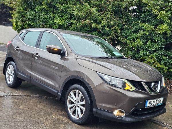 Nissan Qashqai Hatchback, Diesel, 2015, Brown