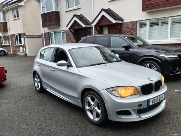 BMW 1-Series Hatchback, Petrol, 2009, Silver