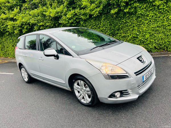 Peugeot 5008 MPV, Diesel, 2013, Grey