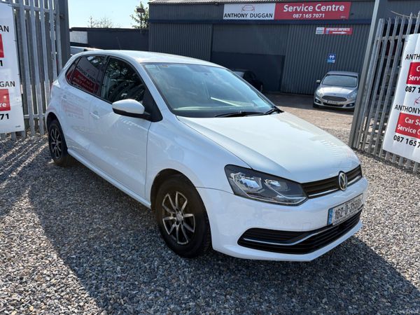 Volkswagen Polo Hatchback, Petrol, 2016, White