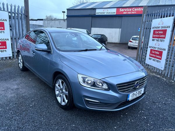 Volvo S60 Saloon, Diesel, 2017, Blue