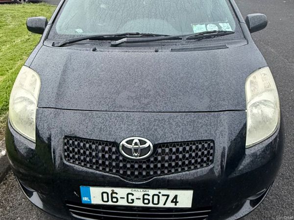 Toyota Yaris Hatchback, Petrol, 2006, Black