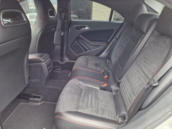 Volkswagen Polo Hatchback, Petrol, 2016, White