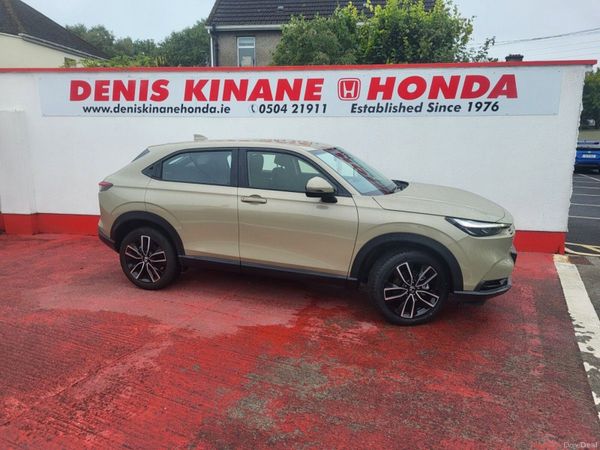 Honda HR-V SUV, Petrol Hybrid, 2023, Beige