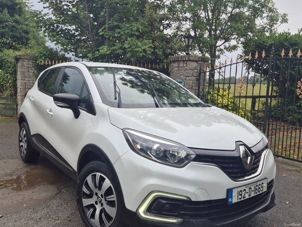 Renault Captur Hatchback, Diesel, 2019, White