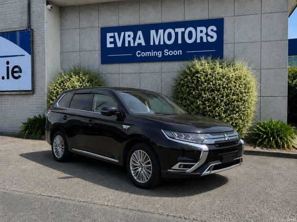 Mitsubishi Outlander SUV, Petrol Plug-in Hybrid, 2018, Black