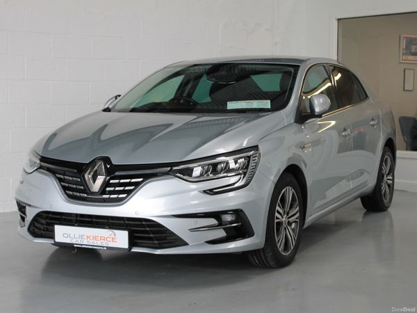 Renault Megane Saloon, Petrol, 2021, Silver