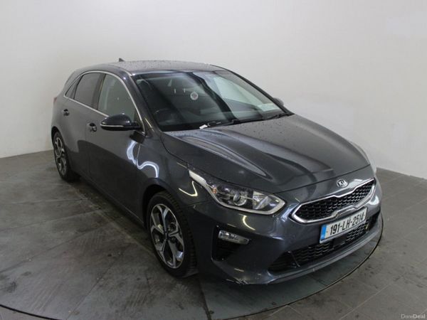 Kia Ceed Hatchback, Diesel, 2019, Grey