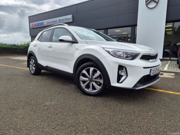 Kia Stonic Estate, Petrol, 2023, White