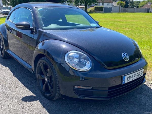 Volkswagen Beetle Hatchback, Petrol, 2013, Black