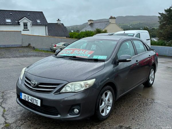 Toyota Corolla Saloon, Diesel, 2012, Grey