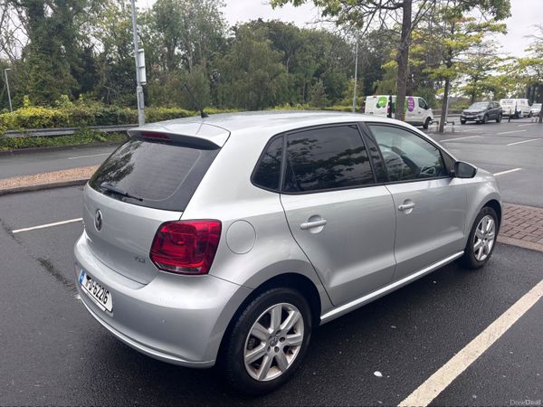 Volkswagen Polo Hatchback, Petrol, 2011, Silver
