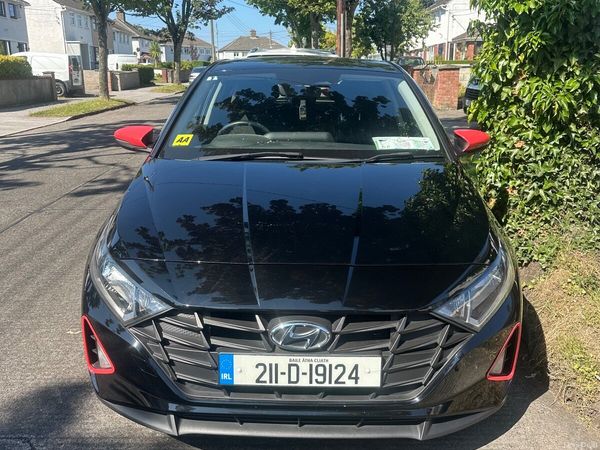 Hyundai i20 Hatchback, Petrol, 2021, Black