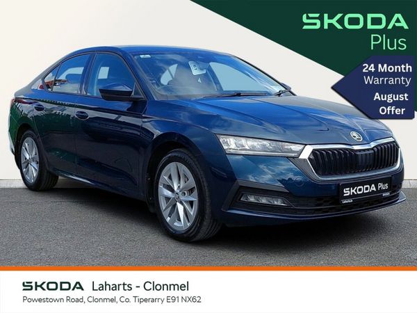 Skoda Octavia Saloon, Petrol, 2024, Blue
