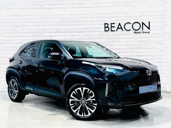 Toyota C-HR SUV, Petrol Hybrid, 2024, Black