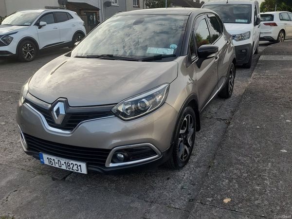 Renault Captur Hatchback, Diesel, 2016, Gold