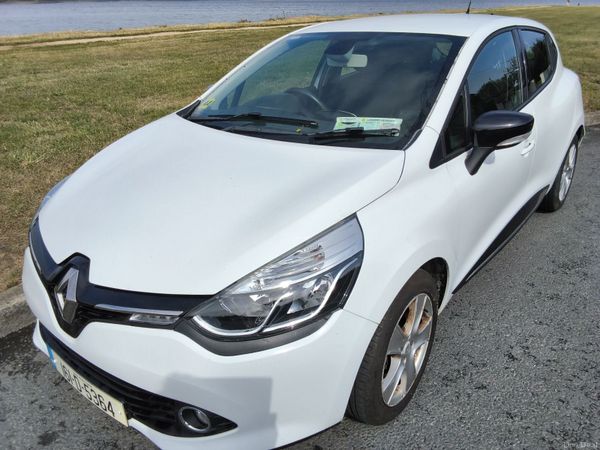 Renault Clio Hatchback, Petrol, 2016, White