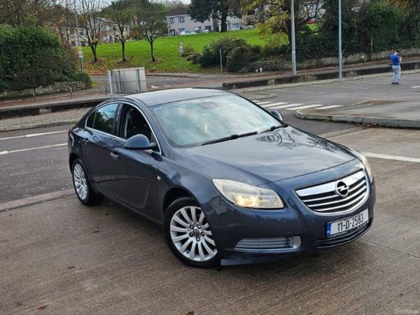 Opel Insignia Hatchback, Diesel, 2011, Blue