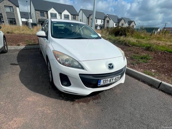 Mazda Mazda3 Saloon, Diesel, 2013, White