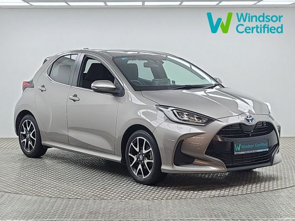 Toyota Yaris Hatchback, Petrol Hybrid, 2023, Brown