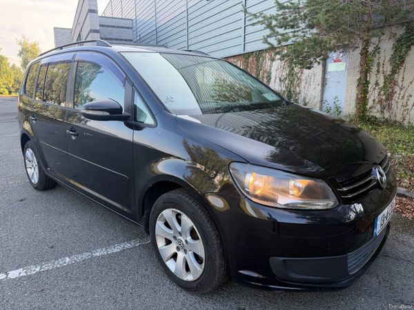 Volkswagen Touran MPV, Petrol, 2013, Black