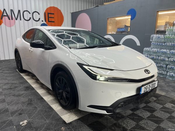 Toyota Prius Saloon, Petrol Hybrid, 2025, White