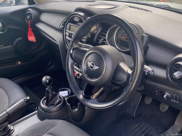 Mini One Hatchback, Diesel, 2015, Grey