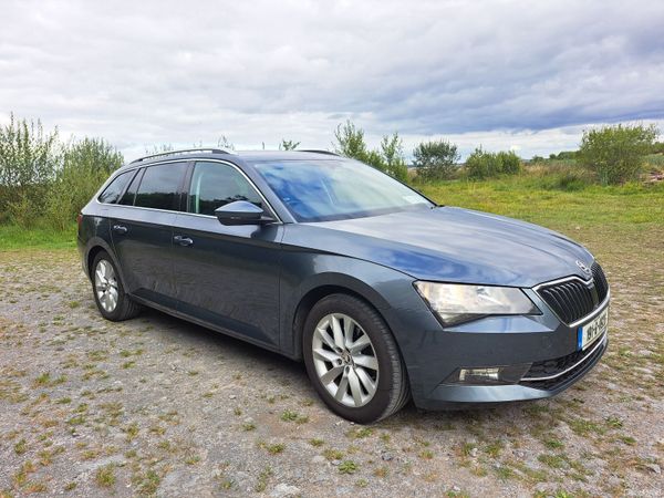 Skoda Superb Estate, Diesel, 2019, Grey
