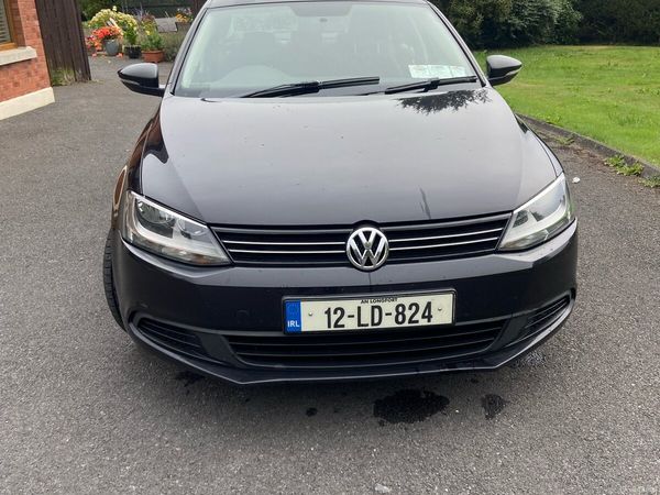 Volkswagen Jetta Saloon, Diesel, 2012, Black